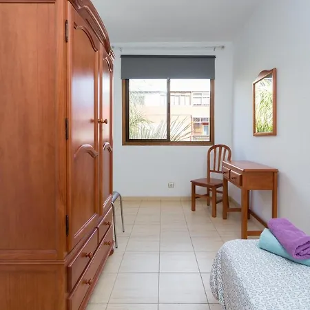 Live Cruz La Salle Apartment